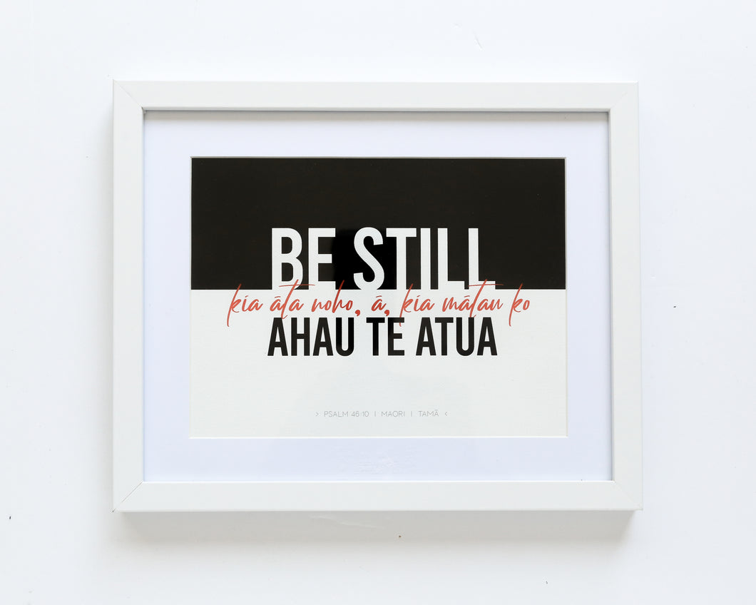 Psalm 46:10 - Maori: Be Still (White) Table Top